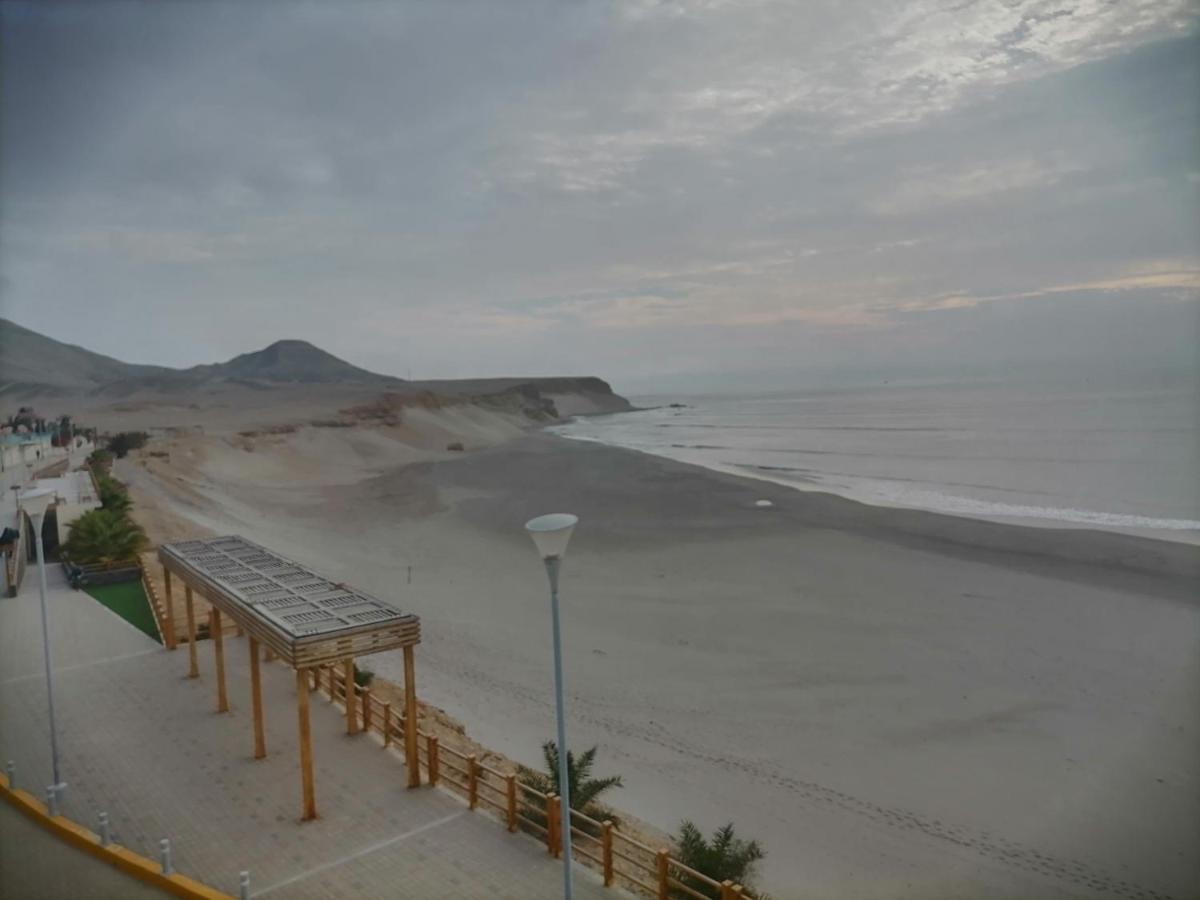 Hospedaje Restaurante El Hombre Puerto Chicama Kültér fotó