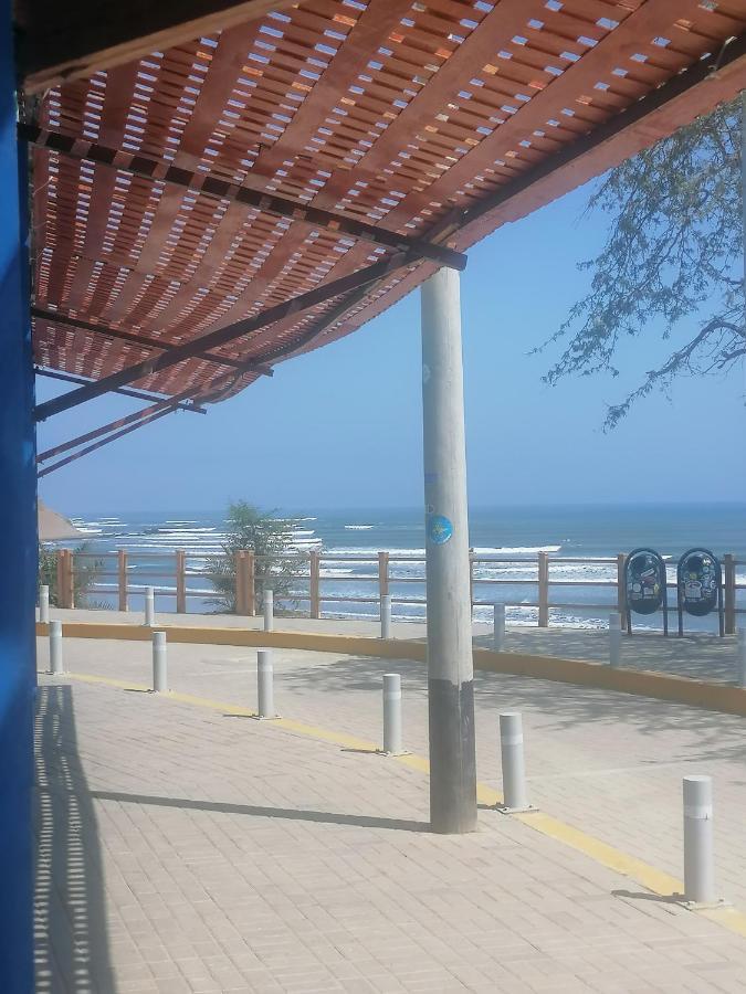 Hospedaje Restaurante El Hombre Puerto Chicama Kültér fotó
