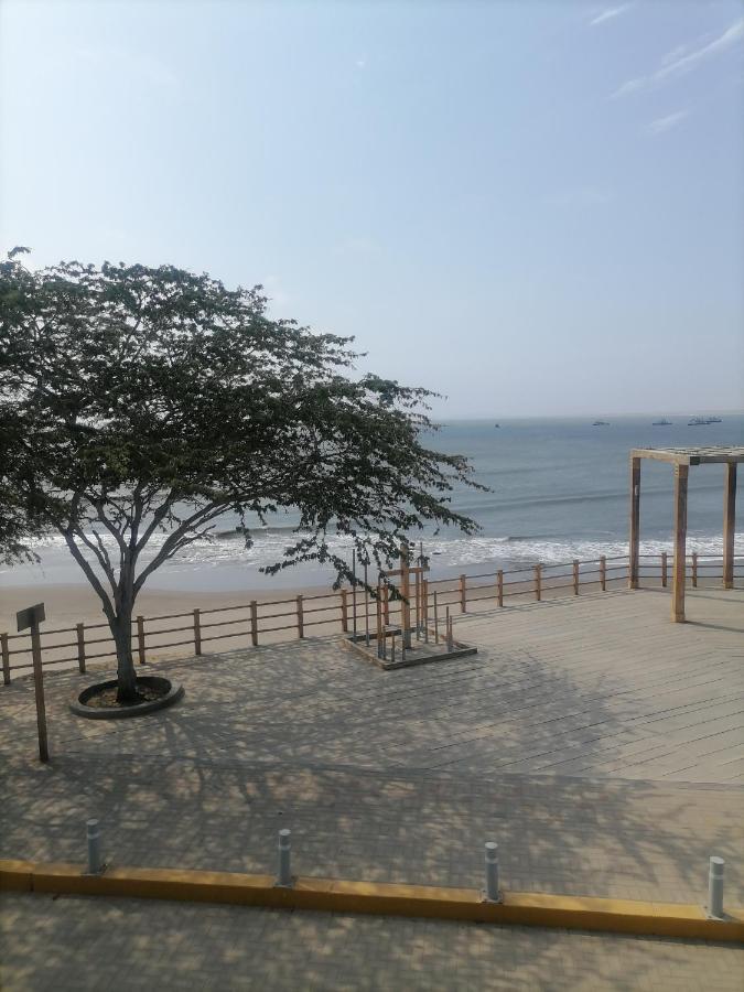 Hospedaje Restaurante El Hombre Puerto Chicama Kültér fotó