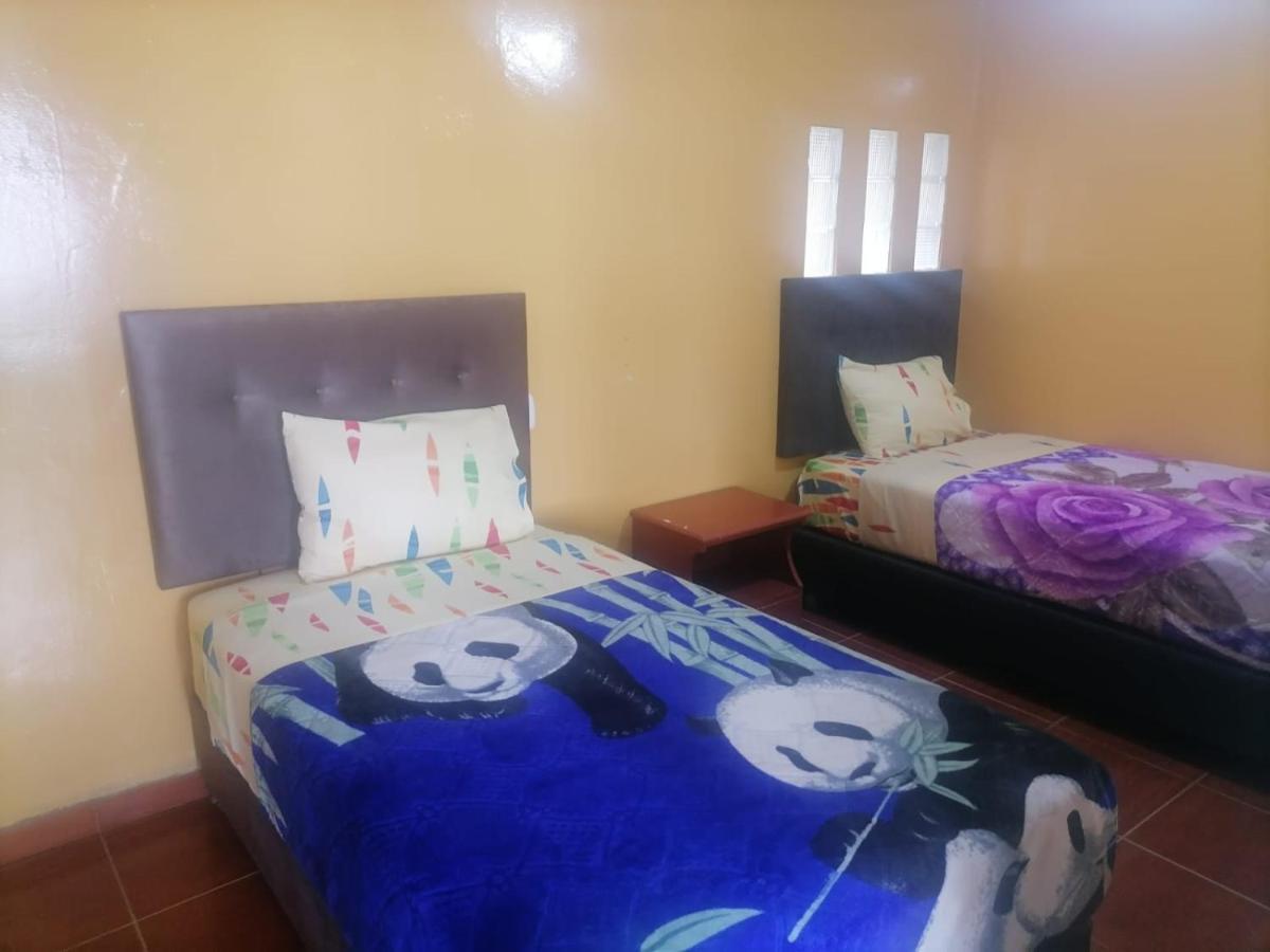 Hospedaje Restaurante El Hombre Puerto Chicama Kültér fotó