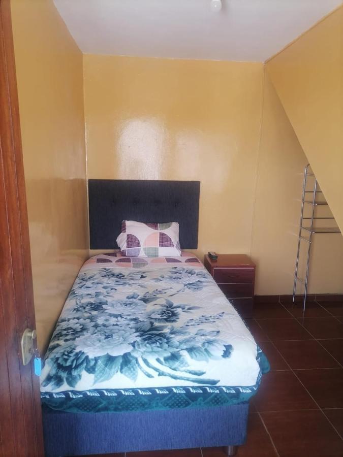 Hospedaje Restaurante El Hombre Puerto Chicama Kültér fotó