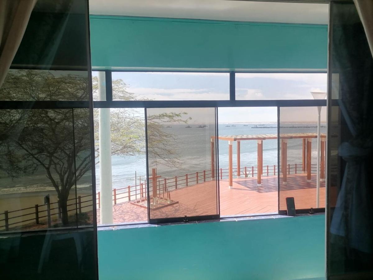 Hospedaje Restaurante El Hombre Puerto Chicama Kültér fotó